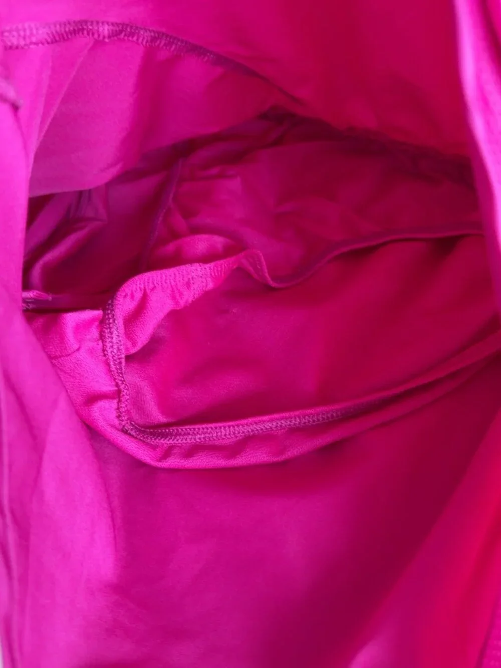 Nike Dri-FIT Hot Pink Running Shorts Women’s LARGE w/ Brief Liner